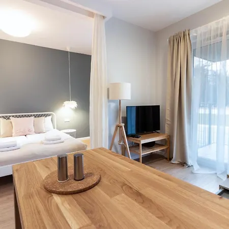 Nearto Main Railway Station * Krakau