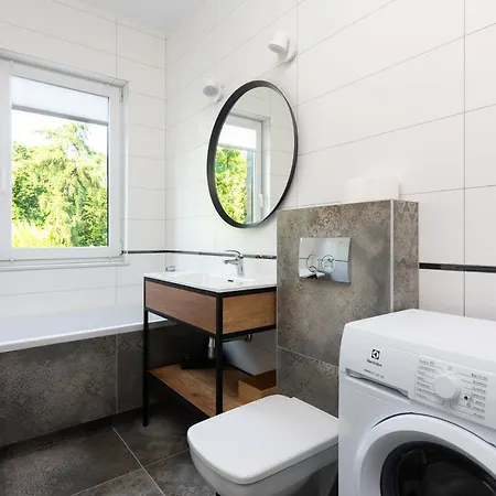 Apartment Nearto Main Railway Station