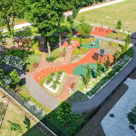 Nearto Main Railway Station Apartament