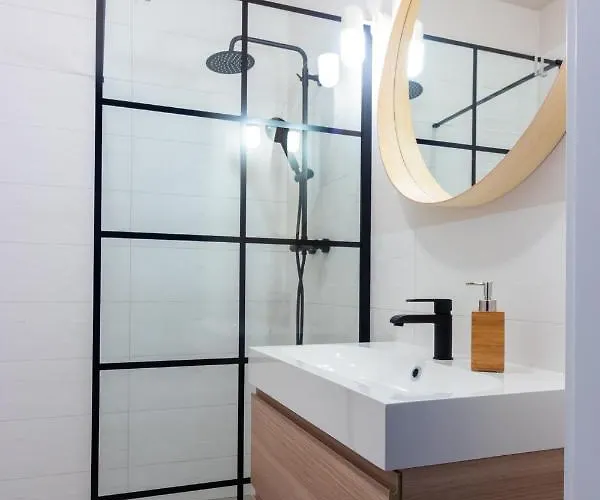 Apartment Nearto Main Railway Station *