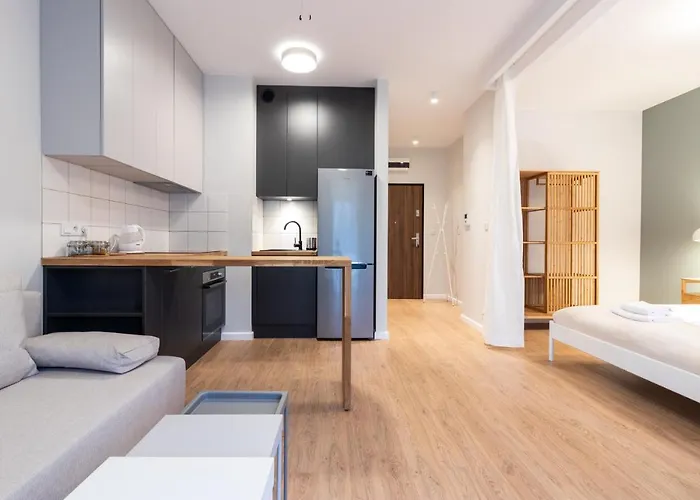 Nearto Main Railway Station Apartment *