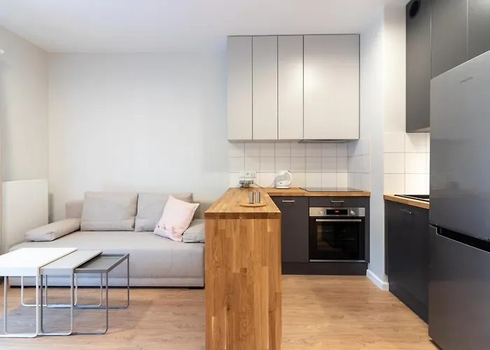 Apartment Nearto Main Railway Station *