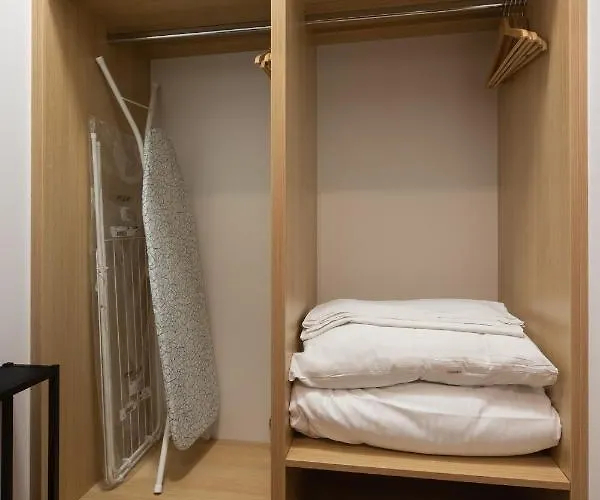 Nearto Main Railway Station Apartment