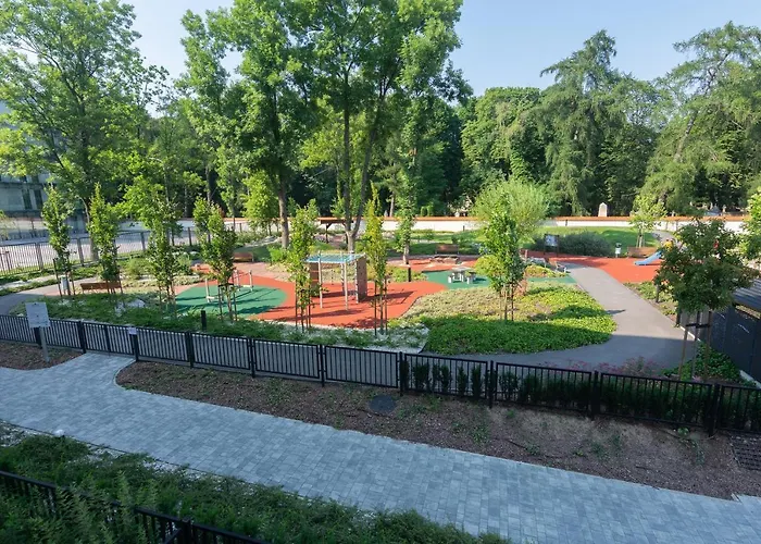 Nearto Main Railway Station