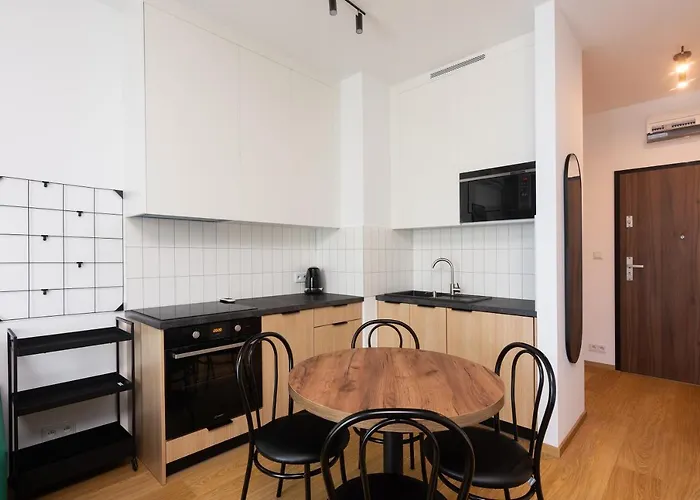 Nearto Main Railway Station