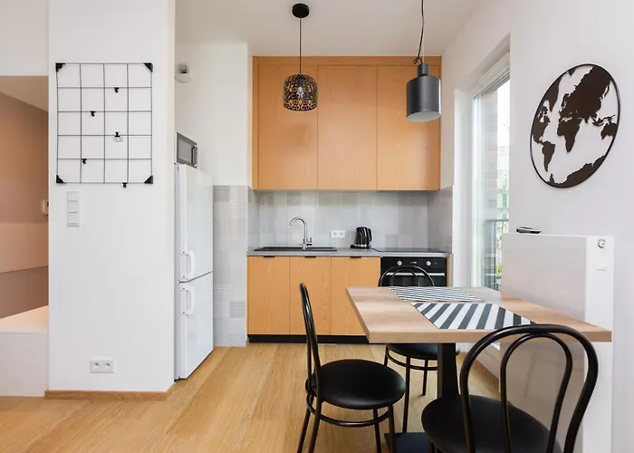 Apartment Nearto Main Railway Station