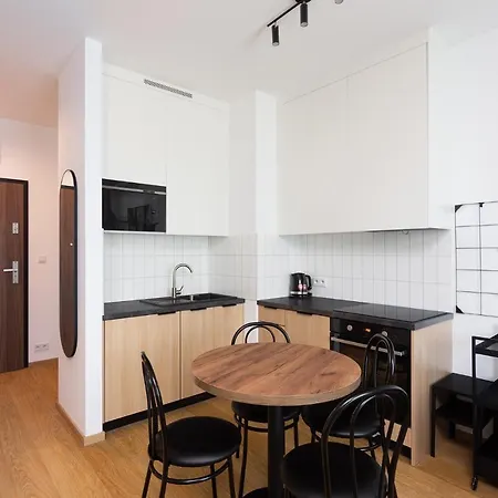 Nearto Main Railway Station Apartamento