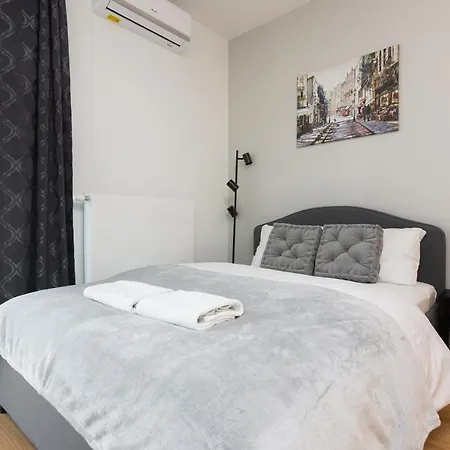 Nearto Main Railway Station Apartamento Cracovia